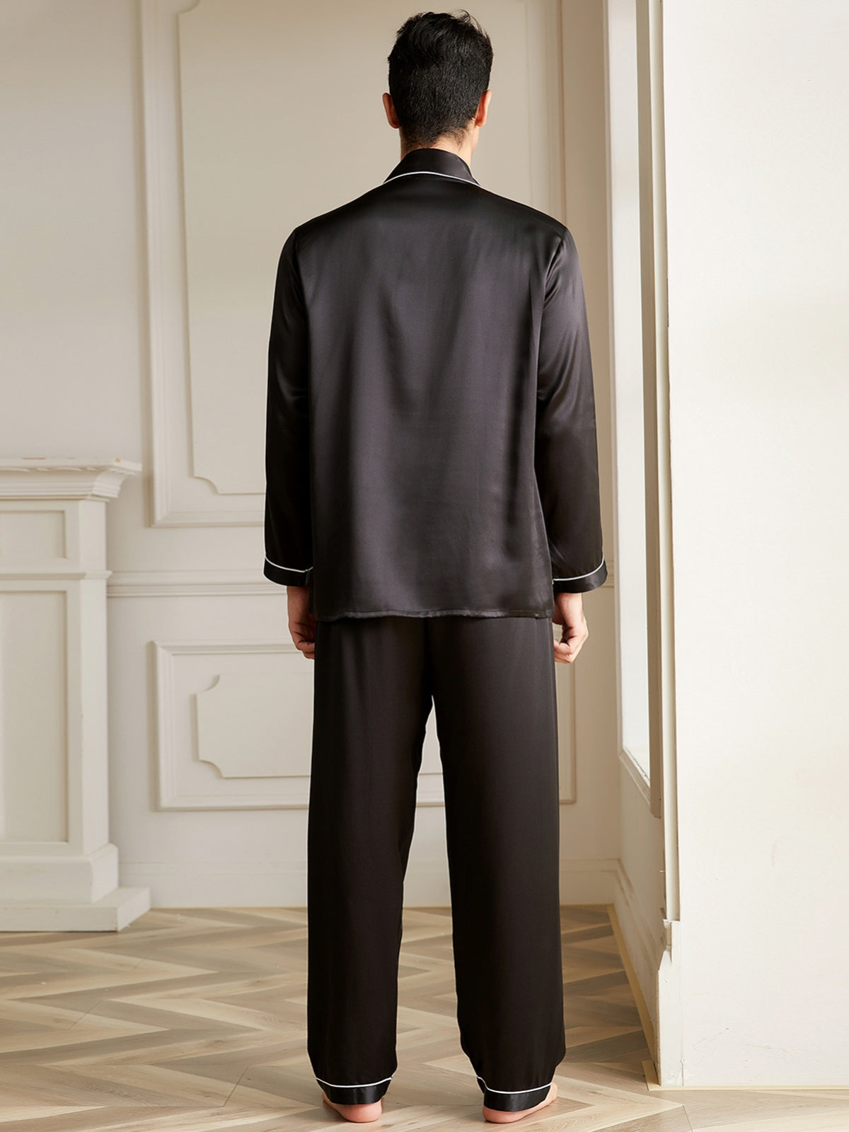 Pyjama Homme en Soie 19 Momme à Col V