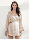 19 Momme Mini peignoir en soie pour femme